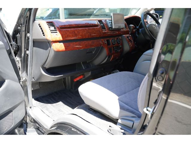 TOYOTA HIACE VAN 2WD 2008 Image 31