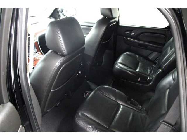 CADILLAC ESCALADE 2012 Image 31