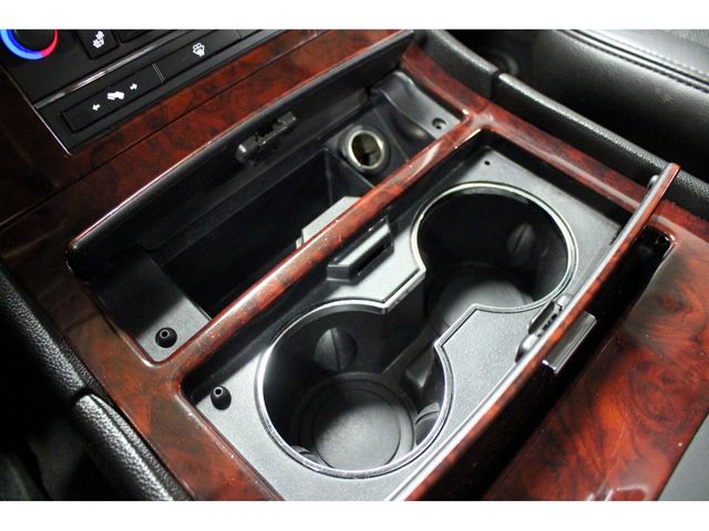 CADILLAC ESCALADE 2012 Image 31