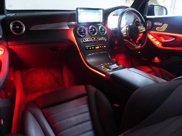 MERCEDES BENZ GLC CL 2019 Image 31