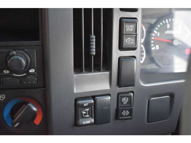 ISUZU FORWARD 2007 Image 31