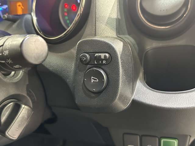 HONDA FIT SHUTTLE HYBRID 2013 Image 31