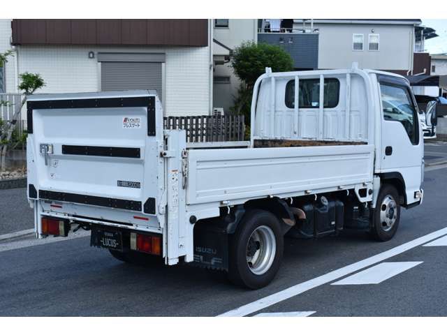 ISUZU ELF 2012 Image 31