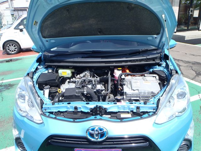 TOYOTA AQUA 2016 Image 31