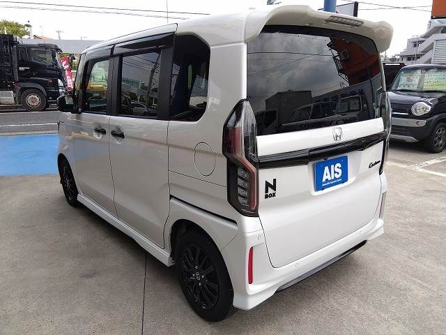 HONDA N BOX CUSTOM 2023 Image 31