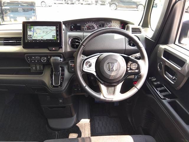 HONDA N BOX CUSTOM 2023 Image 31