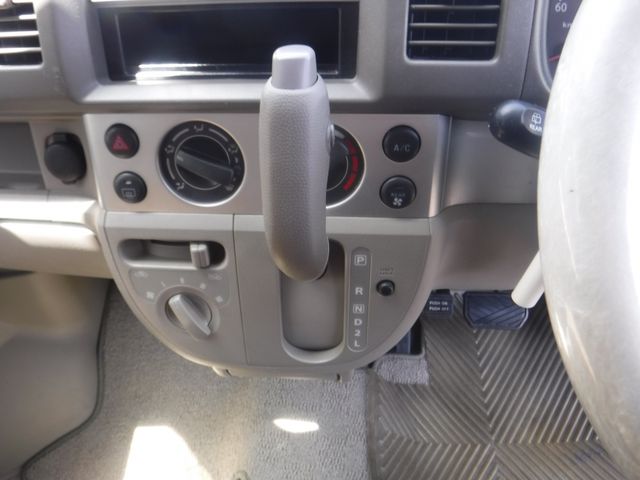 SUZUKI EVERY WAGON 2006 Image 31