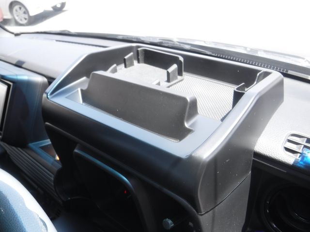 HONDA N-VAN+STYLE 4WD 2018 Image 31