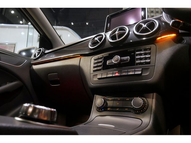 MERCEDES BENZ B CLAS 2014 Image 31