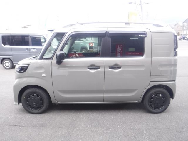 SUZUKI SPACIA BASE 4WD 2022 Image 31