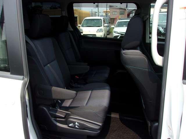 TOYOTA NOAH 4WD 2014 Image 31