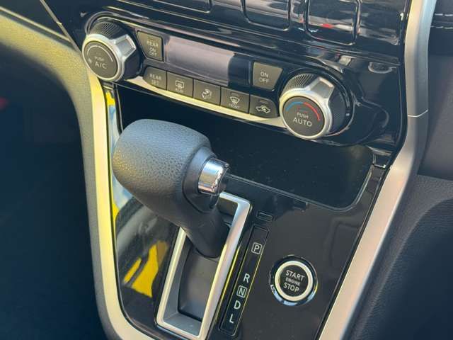 NISSAN SERENA  S-HYBRID 4WD 2019 Image 31