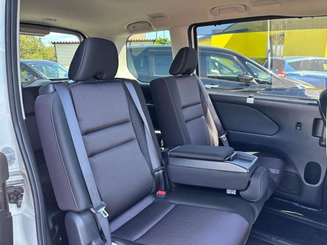 NISSAN SERENA  S-HYBRID 4WD 2017 Image 31