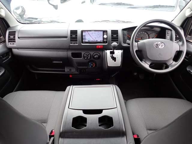 TOYOTA HIACE VAN 1.25T 2WD 2016 Image 31