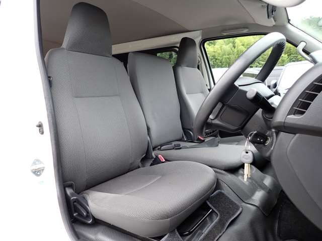 TOYOTA HIACE VAN 1.25T 2WD 2016 Image 31