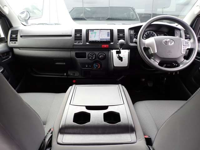 TOYOTA HIACE VAN 1.25T 2WD 2020 Image 31