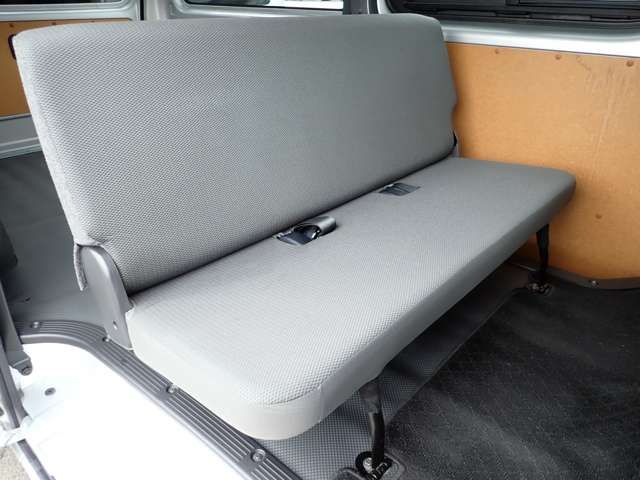 TOYOTA HIACE VAN 1.25T 2WD 2020 Image 31