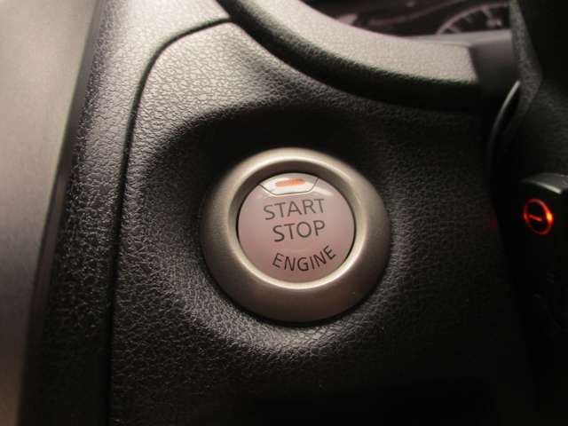 NISSAN NOTE 2012 Image 31