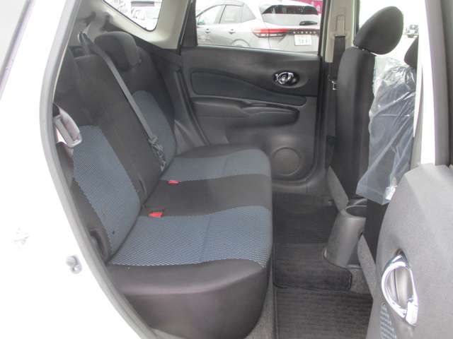 NISSAN NOTE 2012 Image 31