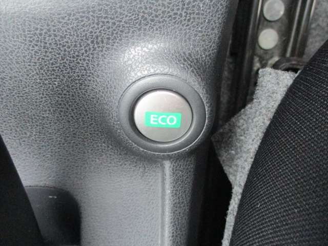 NISSAN NOTE 2012 Image 31