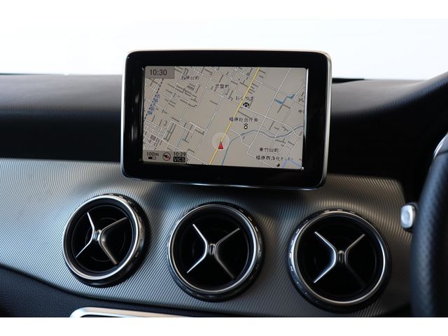 MERCEDES BENZ GLA CL 2015 Image 31