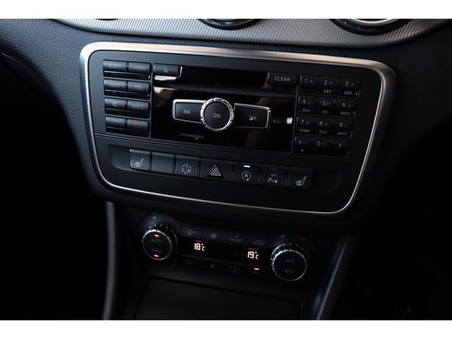 MERCEDES BENZ GLA CL 2015 Image 31