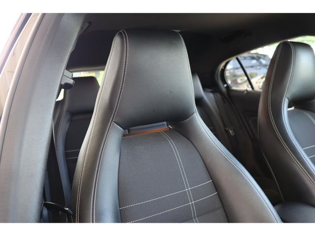 MERCEDES BENZ GLA CL 2015 Image 31