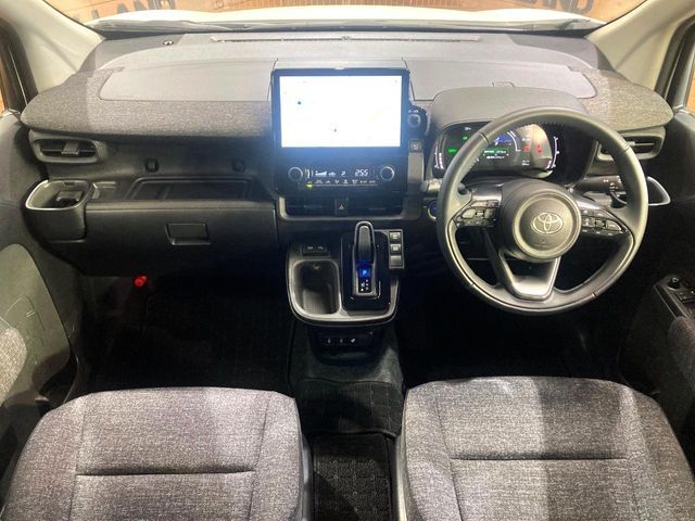 TOYOTA SIENTA HYBRID 2023 Image 31