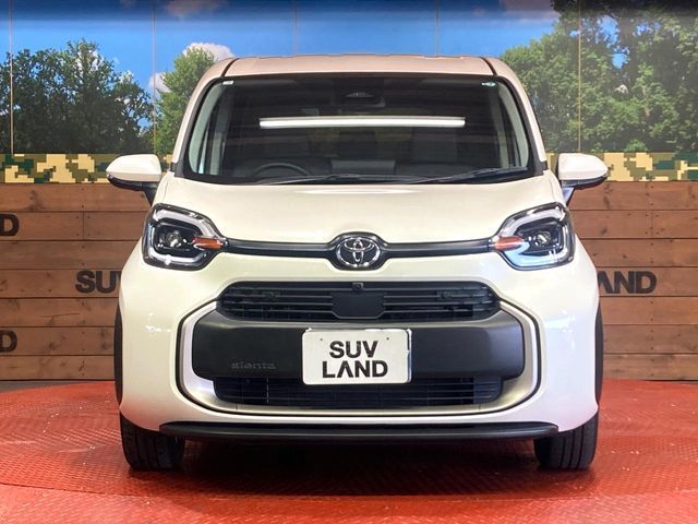 TOYOTA SIENTA HYBRID 2023 Image 31