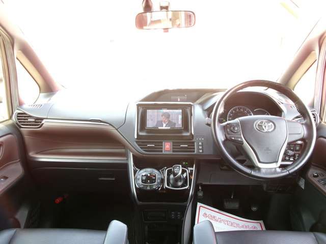 TOYOTA ESQUIRE HYBRID 2015 Image 31