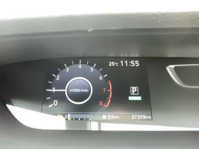 NISSAN SERENA  S-HYBRID 4WD 2018 Image 31