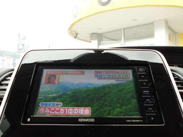 NISSAN SERENA  S-HYBRID 4WD 2018 Image 31