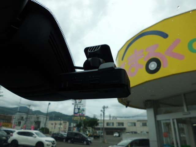 NISSAN SERENA  S-HYBRID 4WD 2018 Image 31