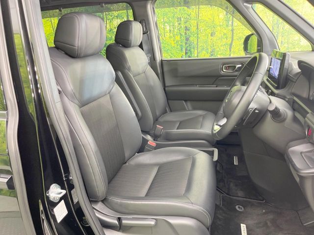 HONDA STEPWAGON E:HEV SPAD 2022 Image 31