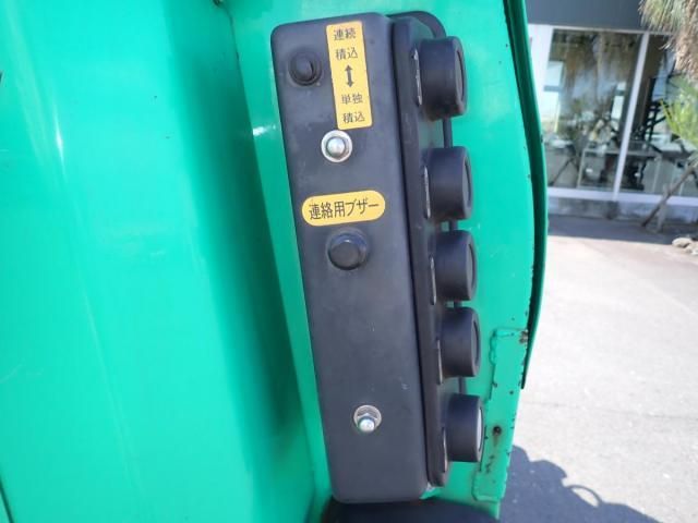 MITSUBISHI CANTER 2014 Image 31