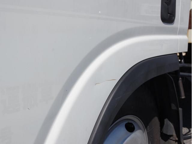 ISUZU ELF 2014 Image 31