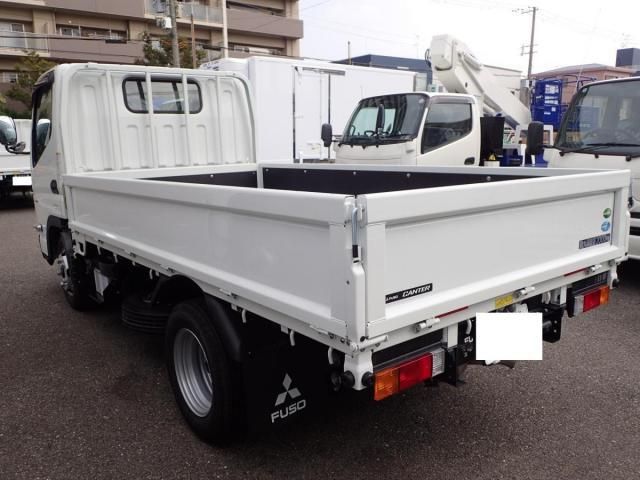 MITSUBISHI CANTER 2024 Image 31
