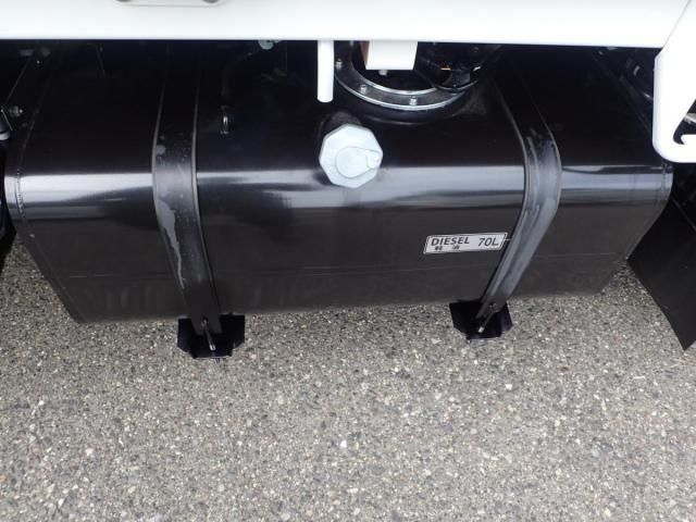 MITSUBISHI CANTER 2024 Image 31