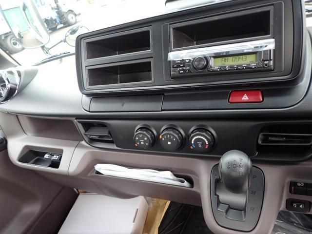 MITSUBISHI CANTER 2024 Image 31