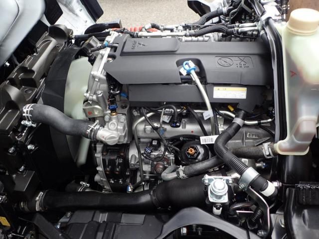 MITSUBISHI CANTER 2024 Image 31