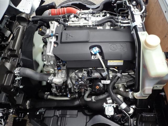 MITSUBISHI CANTER 2024 Image 31