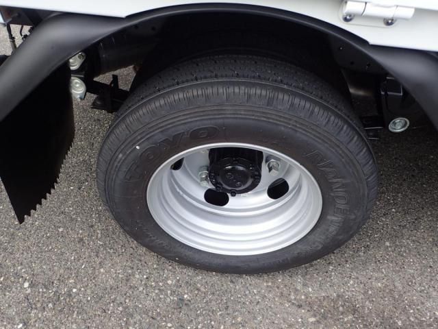 MITSUBISHI CANTER 2024 Image 31