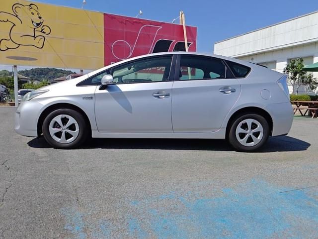 TOYOTA PRIUS PHV 2012 Image 31