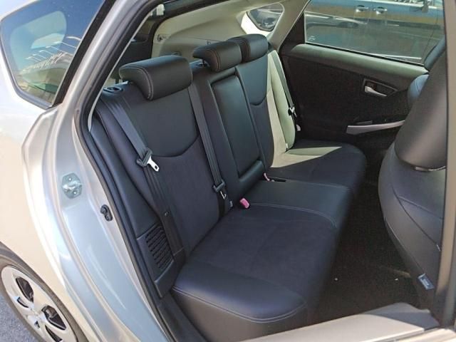 TOYOTA PRIUS PHV 2012 Image 31