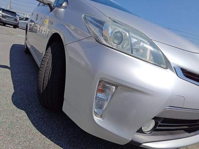 TOYOTA PRIUS PHV 2012 Image 31
