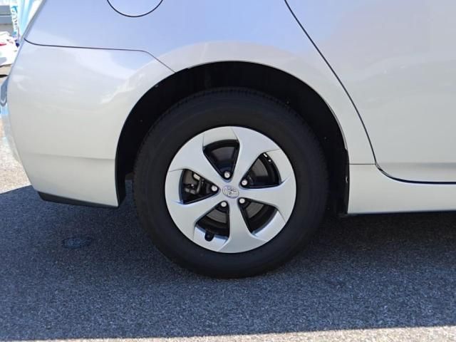 TOYOTA PRIUS PHV 2012 Image 31