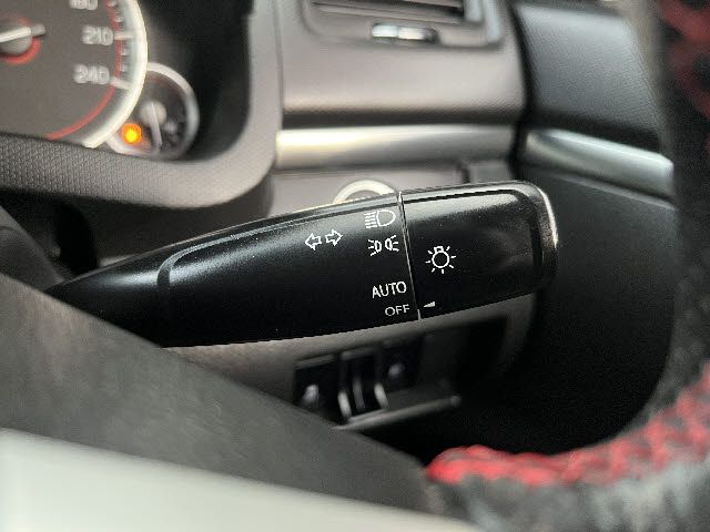 SUZUKI SWIFT 2012 Image 31