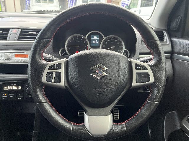 SUZUKI SWIFT 2012 Image 31