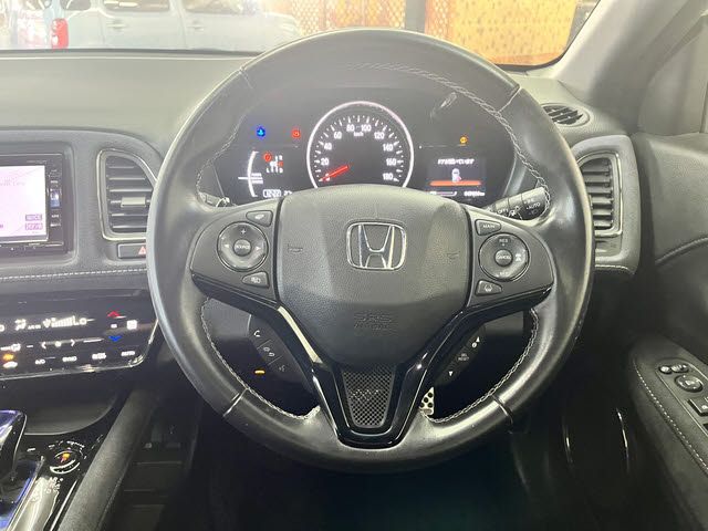 HONDA VEZEL HYBRID 2016 Image 31