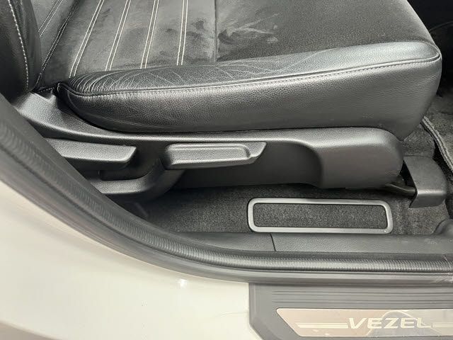 HONDA VEZEL HYBRID 2016 Image 31